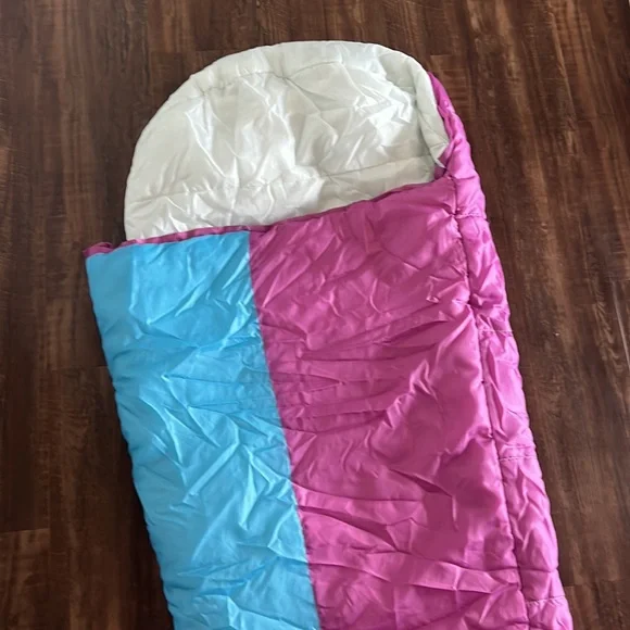 Girl’s Mummy Sleeping Bag - Picture 2 of 8